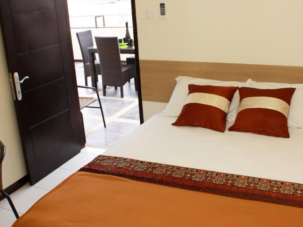 Bantal Guling Alun Alun Bandung Hotel Exterior photo