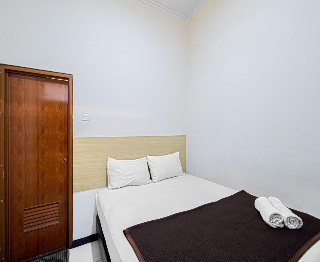 Bantal Guling Alun Alun Bandung Hotel Exterior photo