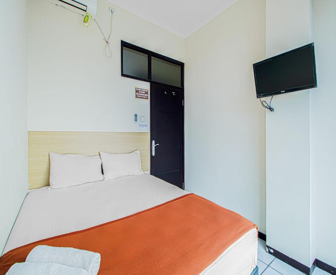 Bantal Guling Alun Alun Bandung Hotel Exterior photo