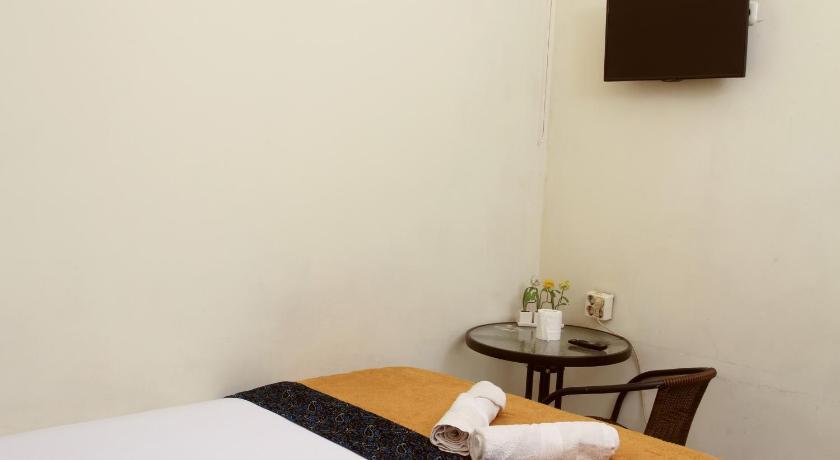 Bantal Guling Alun Alun Bandung Hotel Exterior photo